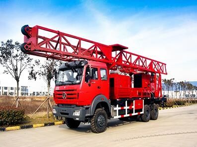 Hoher integrierter 350m -1000m Multifunktions-LKW brachte Wasser-Brunnenbohrungs-Anlage an