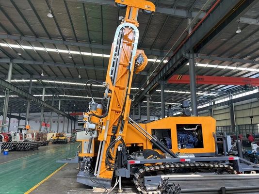 Erforschungs-Bergbau-Bohrungs-brachte Oberflächenkern-Bohrmaschine-Raupe Dieselmotorgetriebenes an