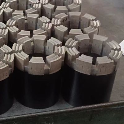 Selbstreinigende Wasserstraße Diamant Kern Bit mit optimiertem Flush-Port-Design für Lehm- und Schieferformationen BQ NQ HQ
